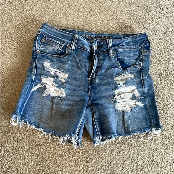 American Eagle Outfitters Women's Blue Distressed Denim Shorts - Picture 1 of 2